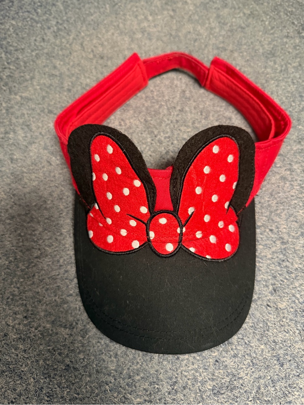 Disney Minnie Bow visor hat